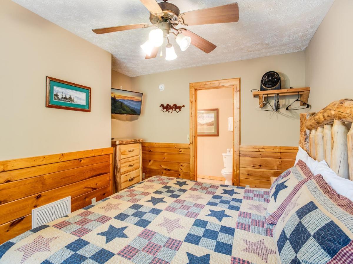 Saddle Ridge Villa Gatlinburg Exterior foto